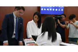 航空港区要账，揭秘航空港区应收账款管理之道